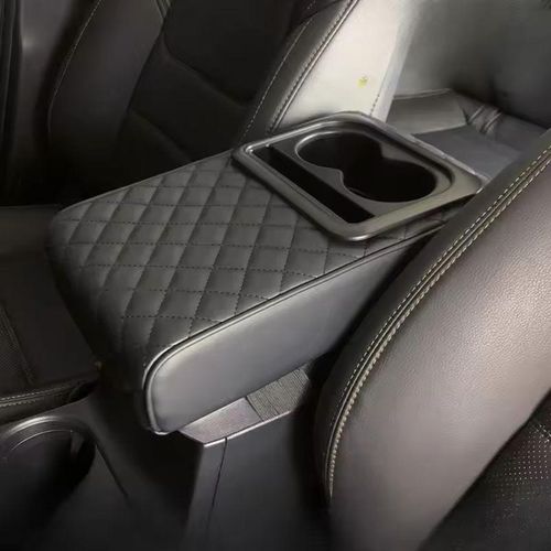 Accoudoir Auto en Cuir avec Porte-Gobelet – Confort & Élégance