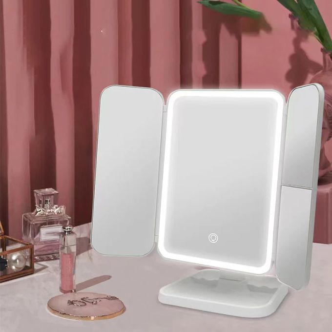 Miroir de maquillage trifold LED – Éclat & précision à chaque plan