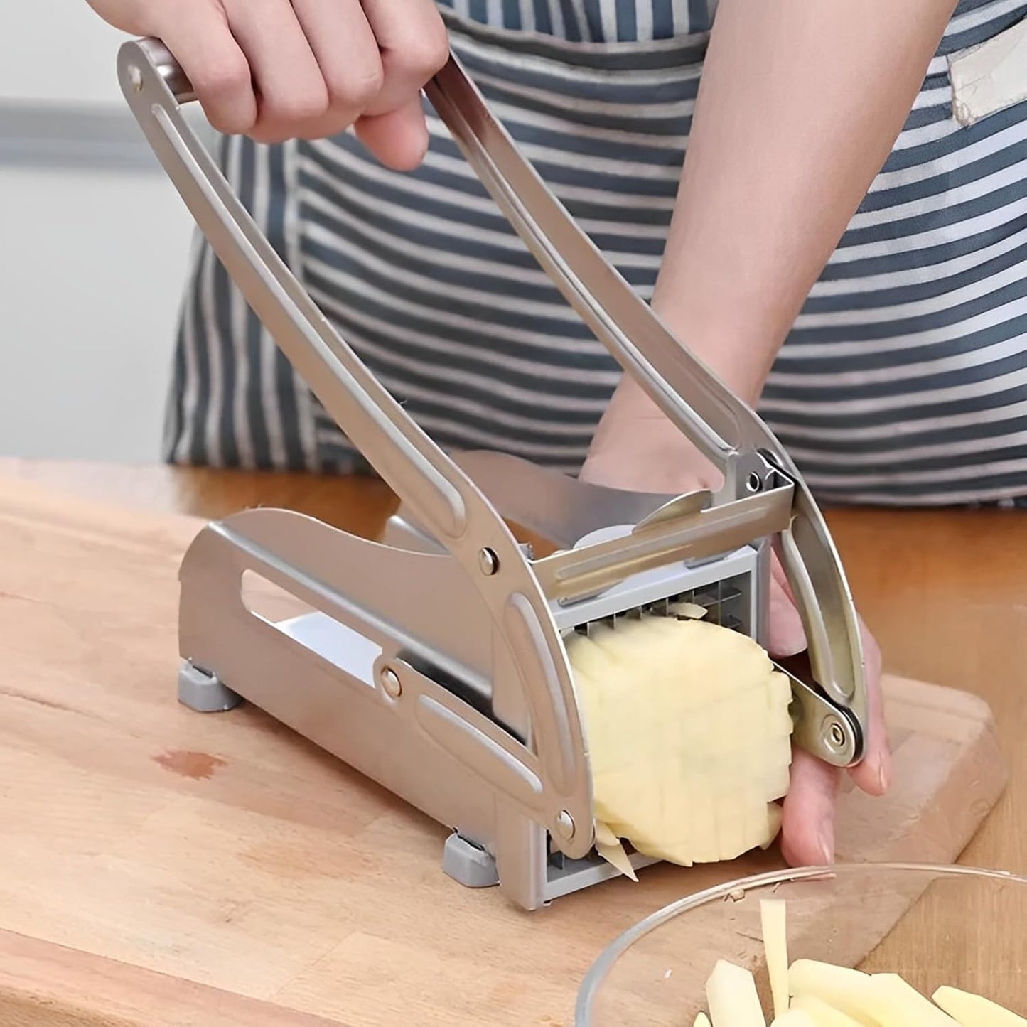 Coupe-Frites Multifonctionnel en Acier Inoxydable – Rapidité, Précision et Simplicité