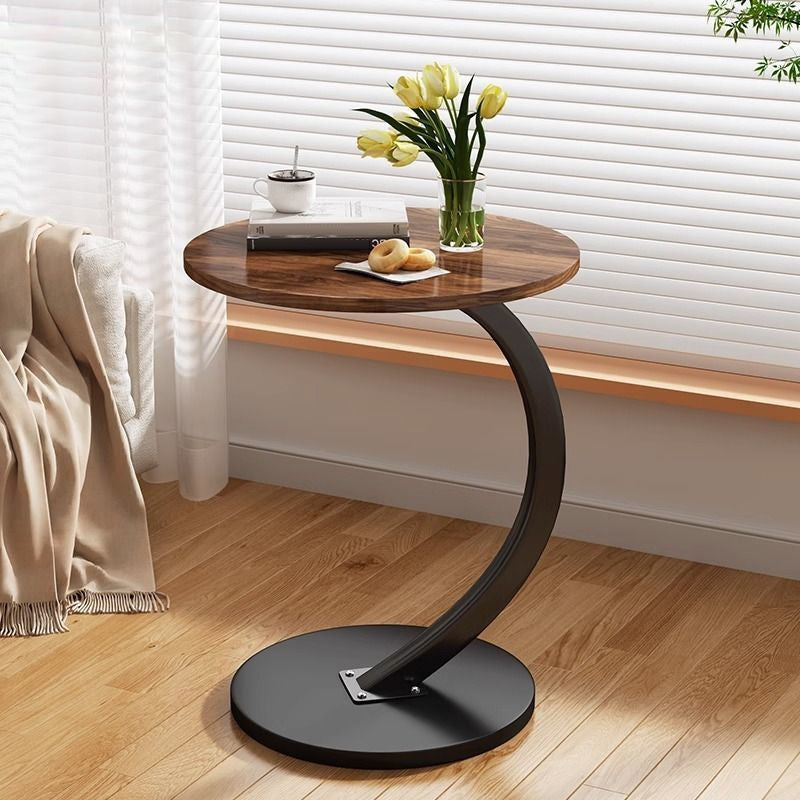 Table d’appoint moderne – Élégance et praticité au bout de votre canapé