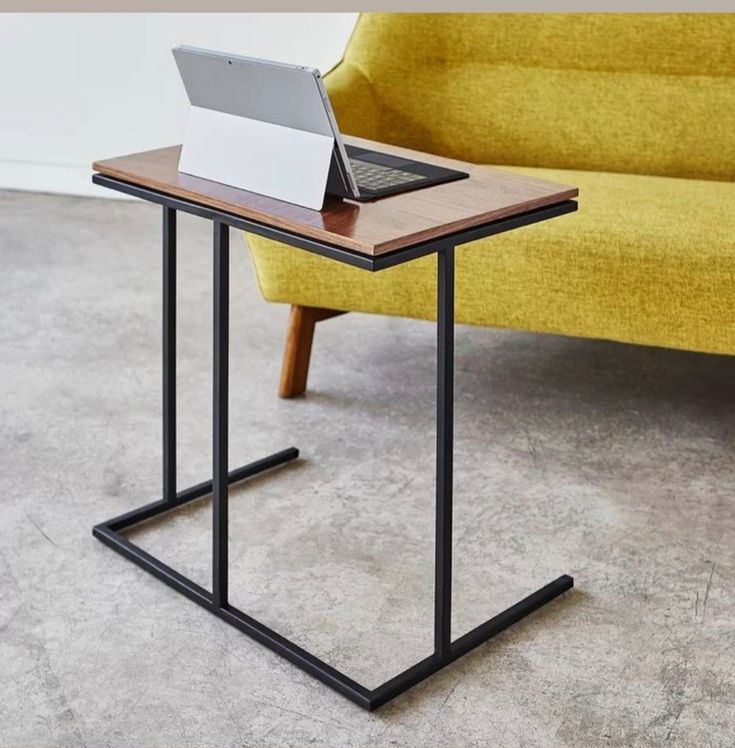Table d’Appoint Moderne Yarabox – Design Compact &Fonctionnel en MDF