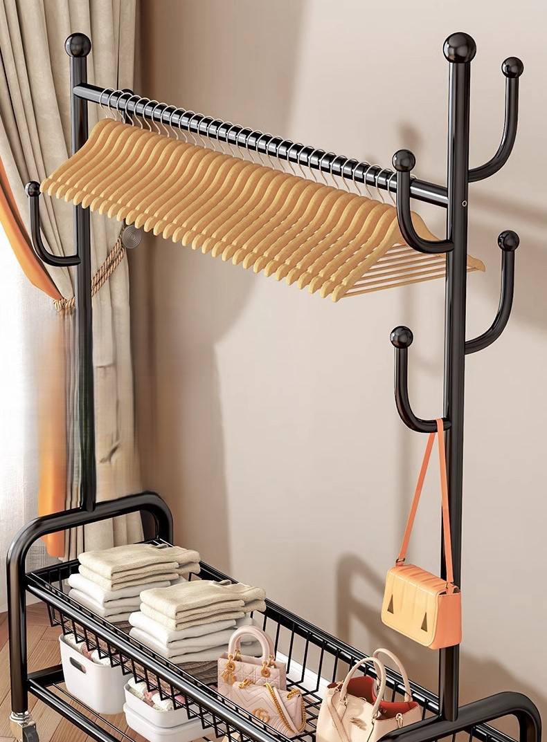 Porte-vêtements sur roulettes – Design moderne et rangement malin