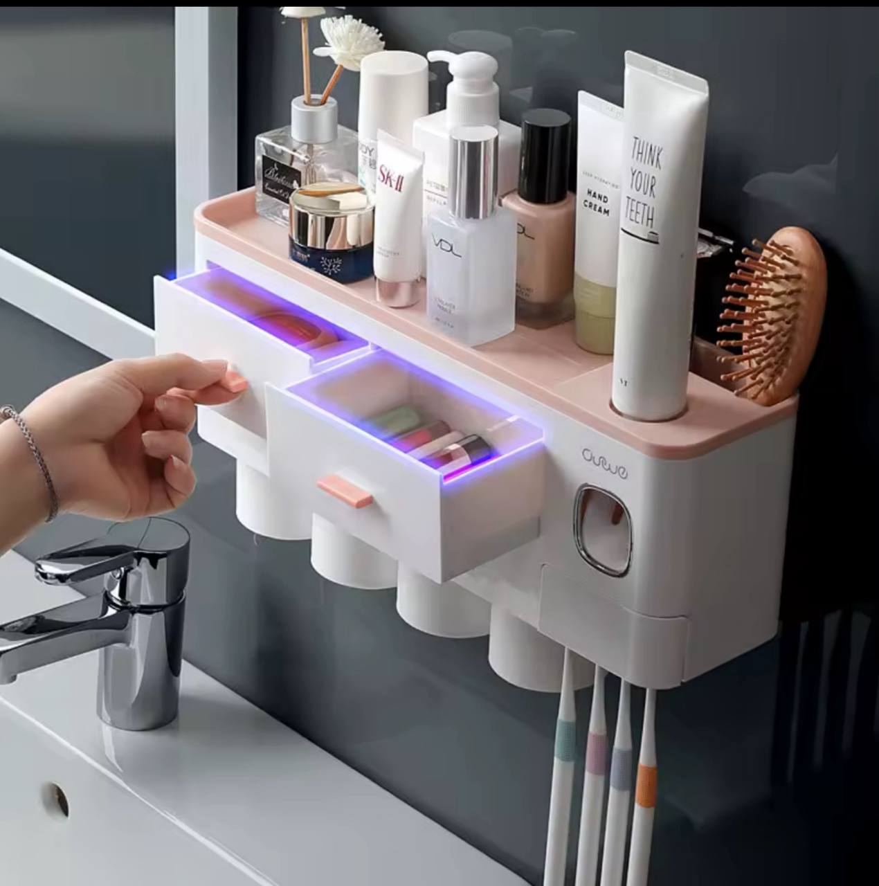 Porte-brosses à dents mural familial avec rangement et distributeur de dentifrice