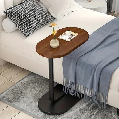 Table d’appoint multifonction en forme de C