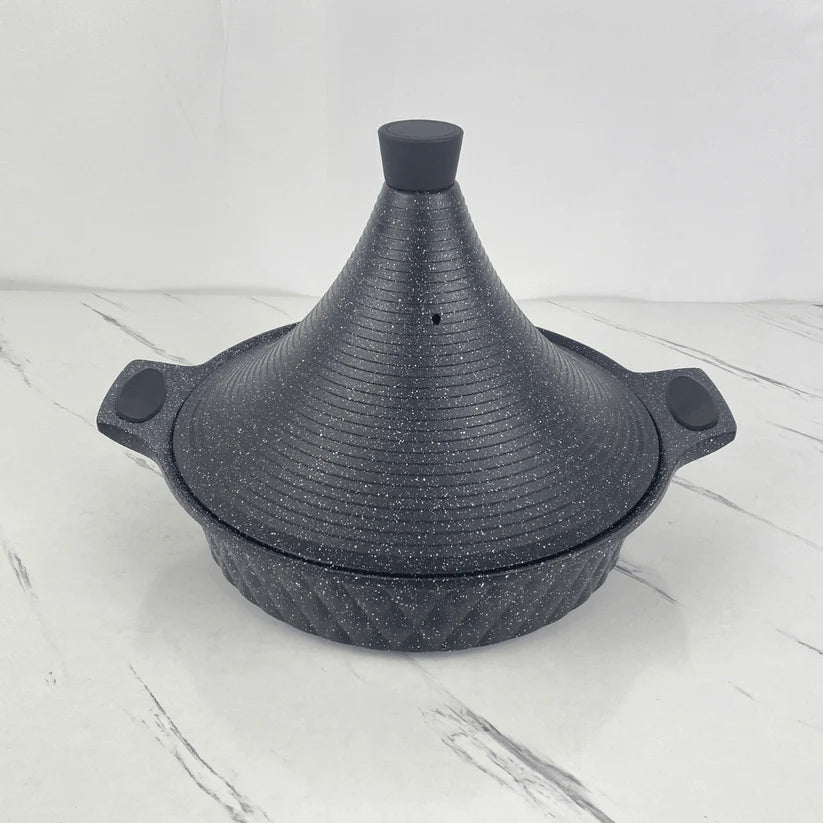 Tajine en granit de 28 cm, idéal pour une cuisson saine, homogène et pleine de saveurs pour tous vos plats marocains et mijotés européens.