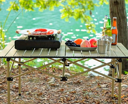 🌞 Ensemble Table & 4 Chaises Pliantes – Votre Compagnon Idéal pour un Été en Plein Air ! 🌿
