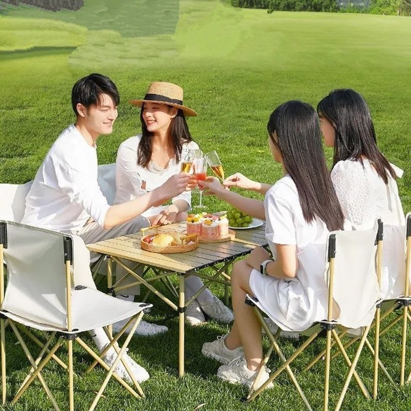 Ensemble Table Ronde & 6 Chaises Pliantes – L’Essentiel pour un Été Convivial ! 🌿